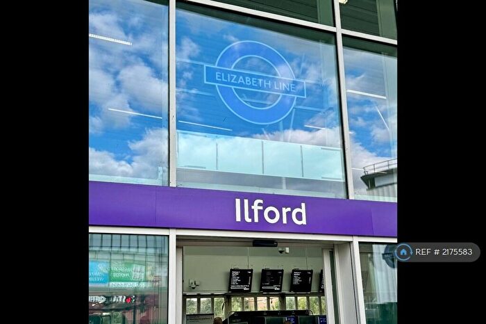 4 Bedroom Penthouse To Rent In First Floor, Ilford, IG1