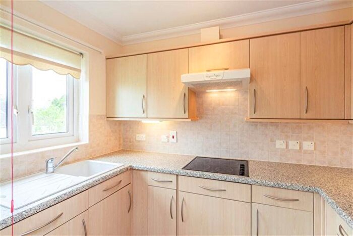 1 Bedroom Retirement Property To Rent In Lefroy Court, Talbot Road, Cheltenham, GL51
