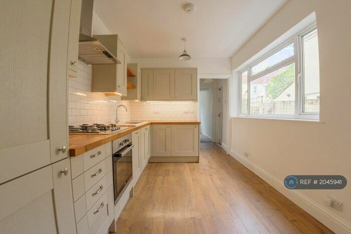 1 Bedroom Flat To Rent In Station Road, Bristol, BS7