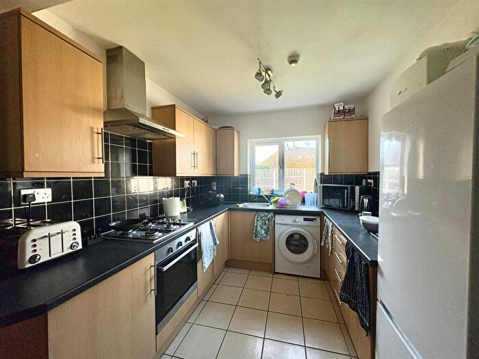 4 Bedroom House To Rent In Selston Drive, Nottingham, NG8