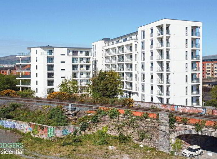 1 Bedroom Apartments For Sale In Apt, Bridge End, Belfast, BT5