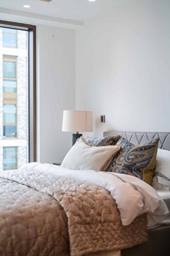 2 Bedroom Flat To Rent In ., St John's Wood, NW8