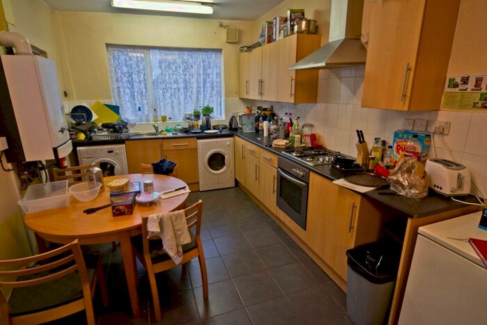 4 Bedroom End Of Terrace House To Rent In **£pppw Incl Bills** Harrington Drive, Nottingham, NG7