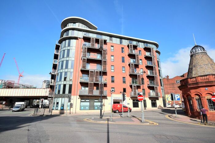 1 Bedroom Flat To Rent In Barnfield House, Salford Approach, M3