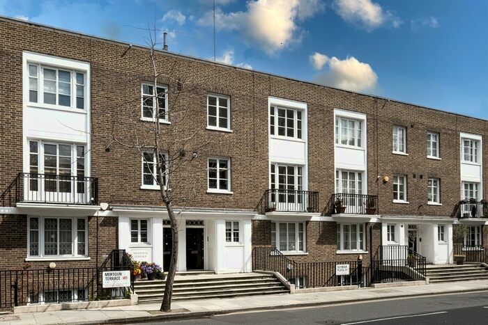 4 Bedroom Maisonette To Rent In Seymour Place, London, W1H