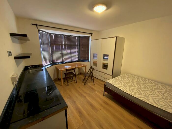 Studio To Rent In Church Lane, London, NW9