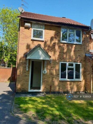 3 Bedroom End Of Terrace House To Rent In Leicester, Leicester, LE5