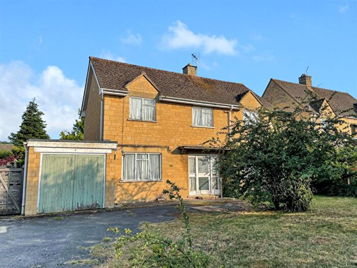 2 Bedroom House For Sale In Ballards Close, Mickleton, GL55