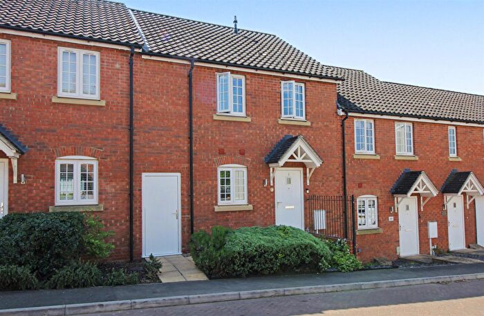 3 Bedroom Terraced House For Sale In Sidings Close, Thrapston, NN14