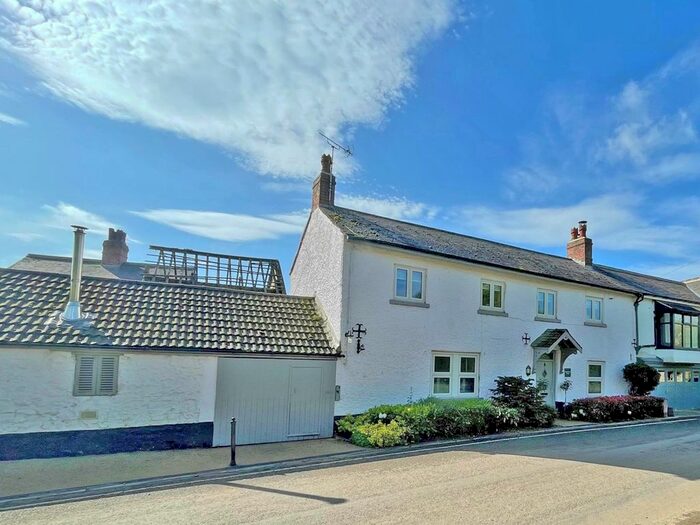 4 Bedroom Semi-Detached House For Sale In Markington, Harrogate, HG3