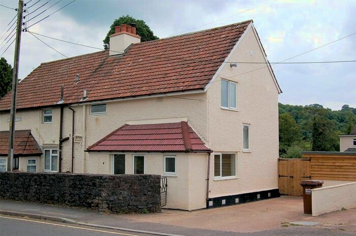 3 Bedroom Semi-Detached House To Rent In South Molton Road, Bampton, Devon, EX16
