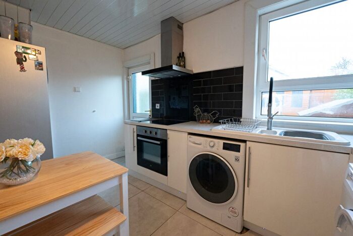 3 Bedroom Terraced House For Sale In Gayne Drive, Glenboig, Coatbridge, ML5
