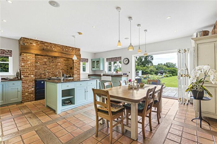 6 Bedroom Detached House For Sale In Pottersheath Road, Welwyn, Hertfordshire, AL6
