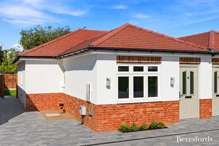 2 Bedroom Bungalow For Sale In Luna Close, Off The Crescent, RM14