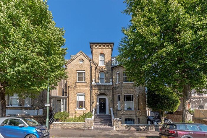 2 Bedroom Flat To Rent In Wilbury Road, Hove, BN3