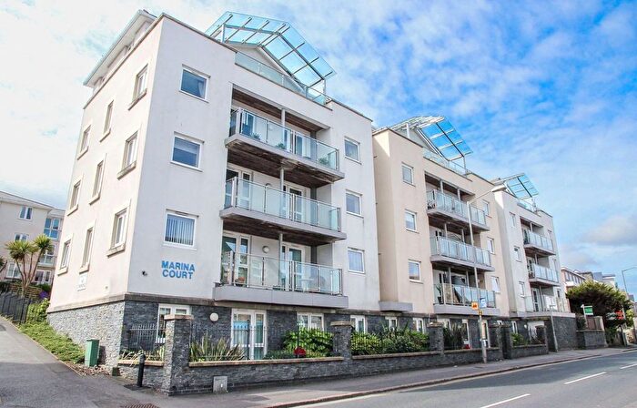 1 Bedroom Flat For Sale In Marina Court, Mount Wise, Newquay, TR7