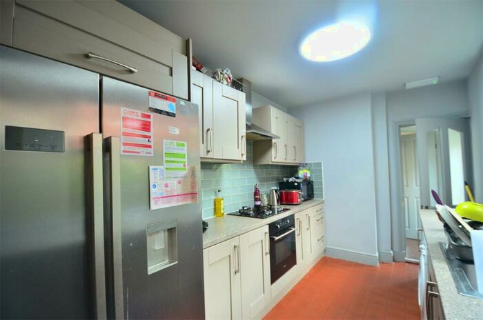 5 Bedroom Semi-Detached House To Rent In Lodgehill Road Selly Oak, B29