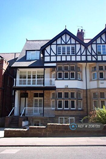 2 Bedroom Flat To Rent In Harlow Moor Drive, Harrogate, HG2