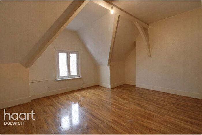 1 Bedroom Flat To Rent In Peckham High Street, London, SE15