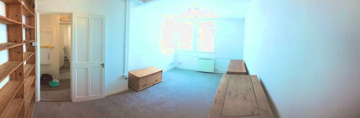 1 Bedroom Flat To Rent In Pound Way, Cowley, Oxford, Oxfordshire, OX4