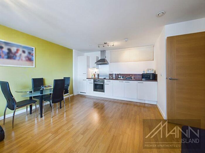 1 Bedroom Flat For Sale In Mann Island, Liverpool, L3