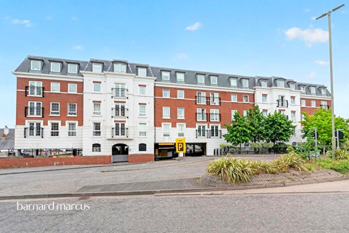 2 Bedroom Penthouse For Sale In Station Approach, Epsom, KT19