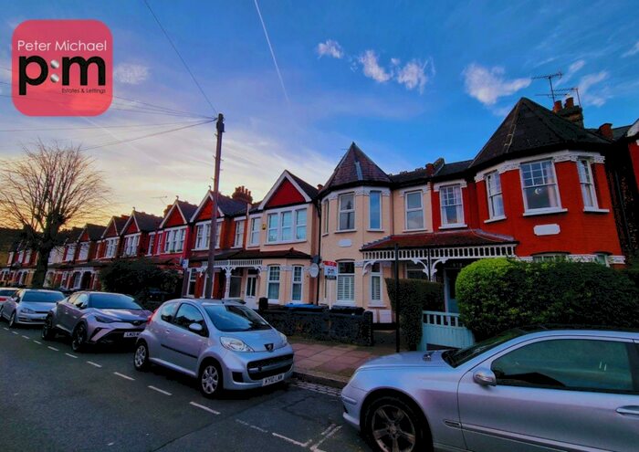 2 Bedroom Flat To Rent In Devonshire Road, Palmers Green, N13