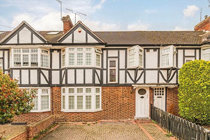 3 Bedroom Terraced House For Sale In Barnfield Avenue, Kingston Upon Thames, KT2
