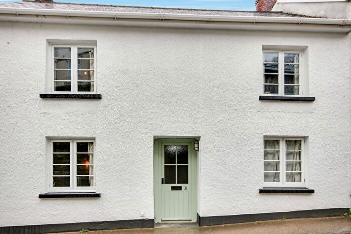 3 Bedroom End Terrace House For Sale In East Street, Braunton, Devon, EX33