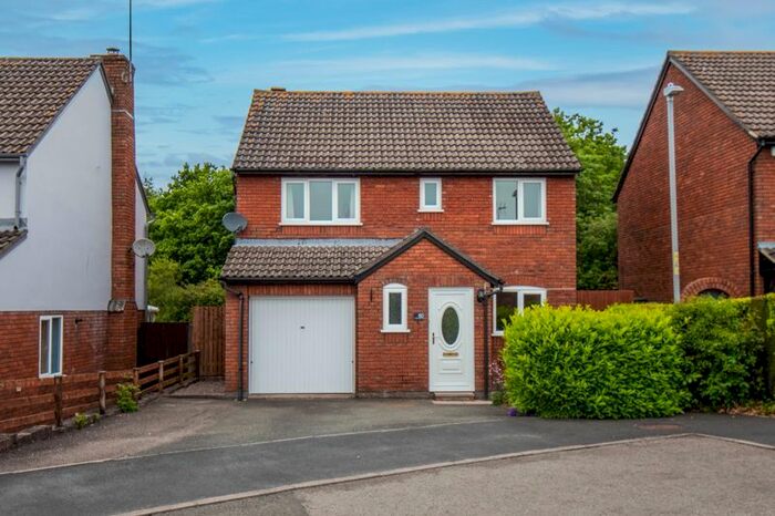 4 Bedroom Detached House To Rent In Underwood Close, Callow Hill, Redditch, B97