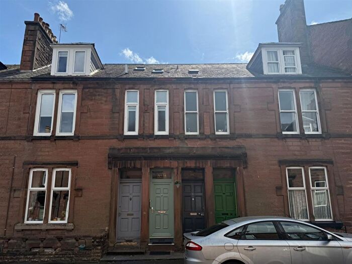 3 Bedroom Maisonette For Sale In Rae Street, Dumfries, DG1