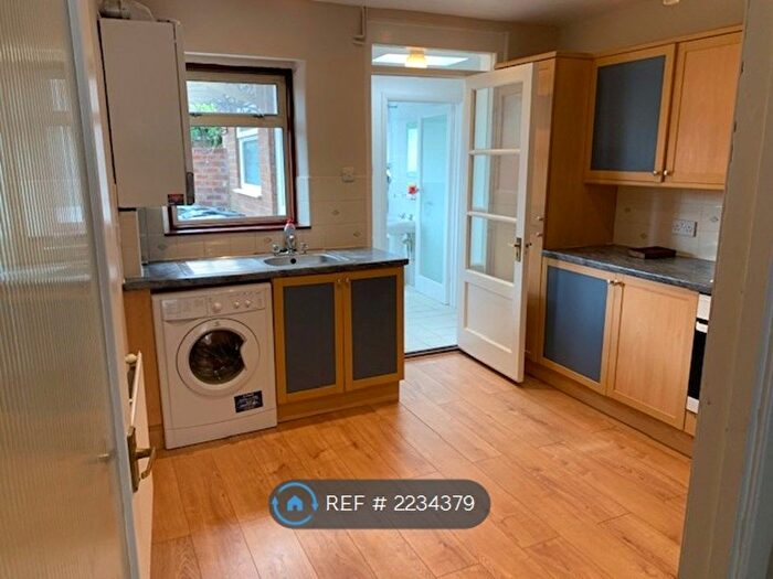 2 Bedroom End Of Terrace House To Rent In Bellingdon Road, Chesham, HP5