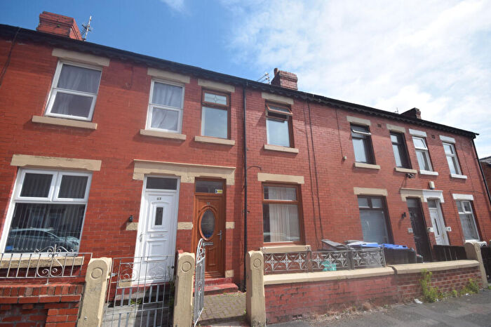 3 Bedroom Terraced House To Rent In Cunliffe Road, Blackpool, Lancashire, FY1