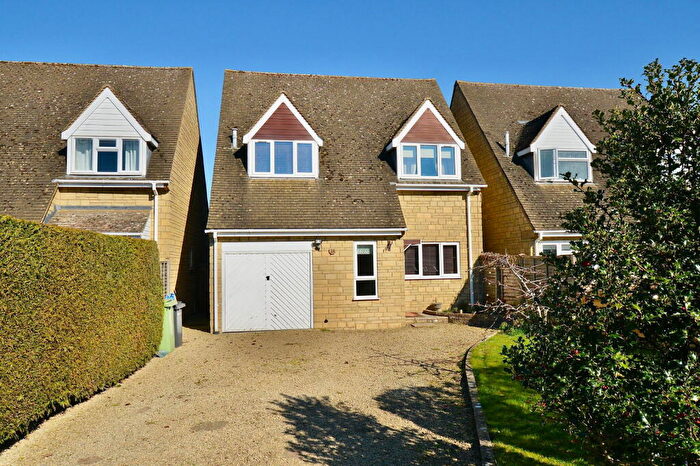 3 Bedroom Detached House For Sale In Arbour Close, Mickleton, GL55