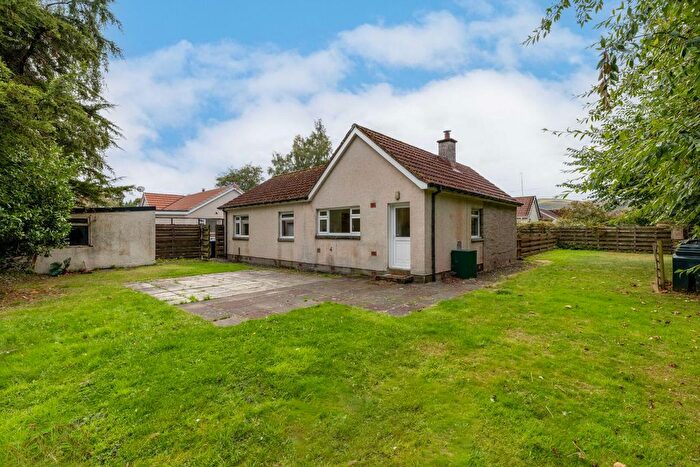 3 Bedroom Detached Bungalow For Sale In Rossie Place, Forgandenny, Perth, PH2