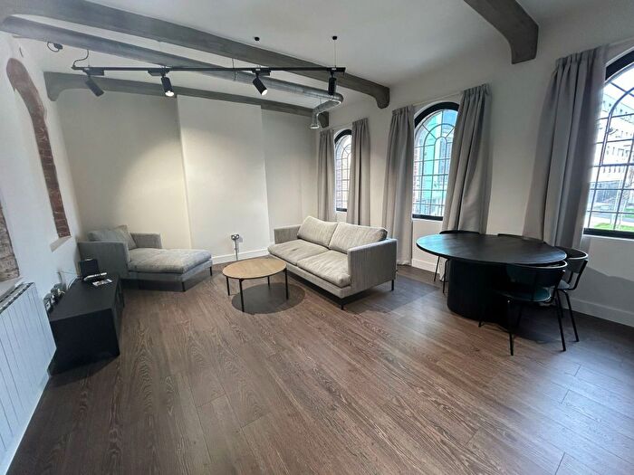 2 Bedroom Flat To Rent In Charlotte Street, Birmingham, B3