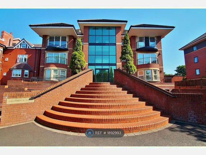 2 Bedroom Flat To Rent In Nightingale House, Southport, PR9