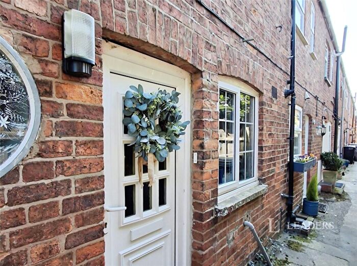 2 Bedroom House To Rent In Deans Terrace, Uppingham, Oakham, LE15