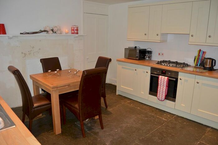 1 Bedroom Flat To Rent In Charlotte Street, Bath, BA1