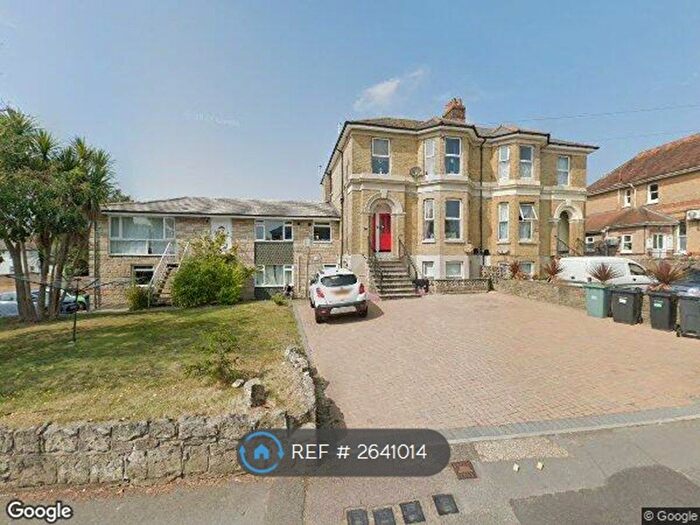 2 Bedroom Flat To Rent In Arthurs Hill, Shanklin, PO37