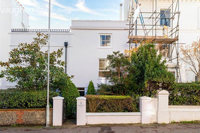 Flat To Rent In Montpelier Place, Brighton, East Sussex, BN1