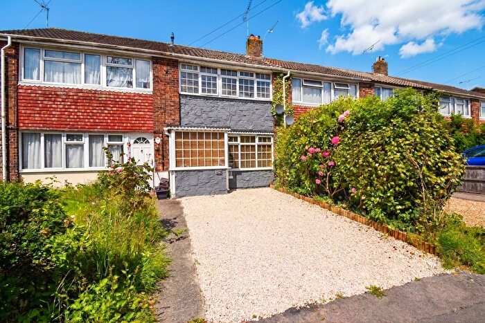 3 Bedroom Terraced House For Sale In Belmont Road, Chandler's Ford, SO53