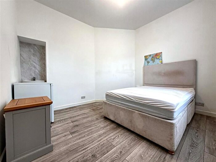 1 Bedroom Property To Rent In Teville Road, Worthing, BN11