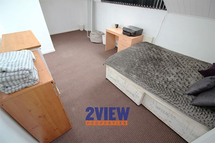 7 Bedroom House To Rent In Ash Grove, Hyde Park, Leeds, LS6