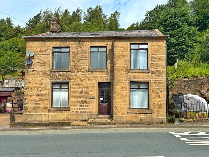 4 Bedroom Semi-Detached House For Sale In Newchurch Road, Stacksteads, Rossendale, OL13
