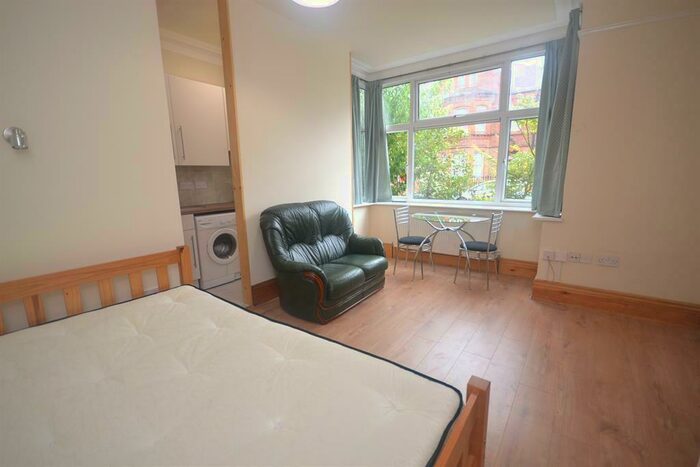 Studio To Rent In Denmark Road, Reading, RG1