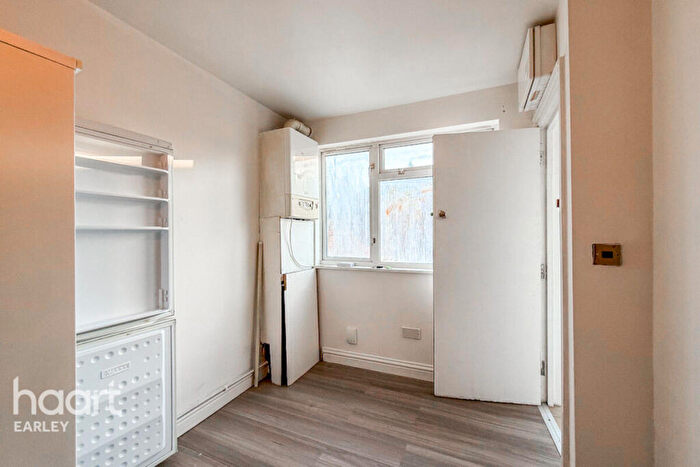 Studio To Rent In Nelson Road, Reading, RG4