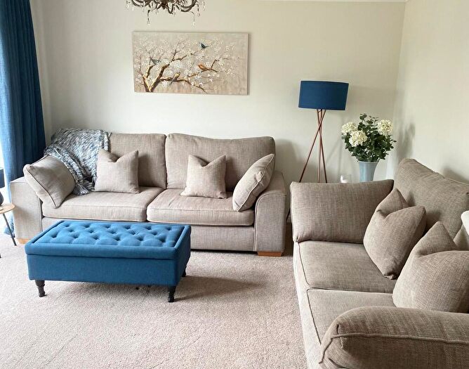 4 Bedroom Detached House For Sale In Newfield Close, Barnby Dun, Doncaster, DN3