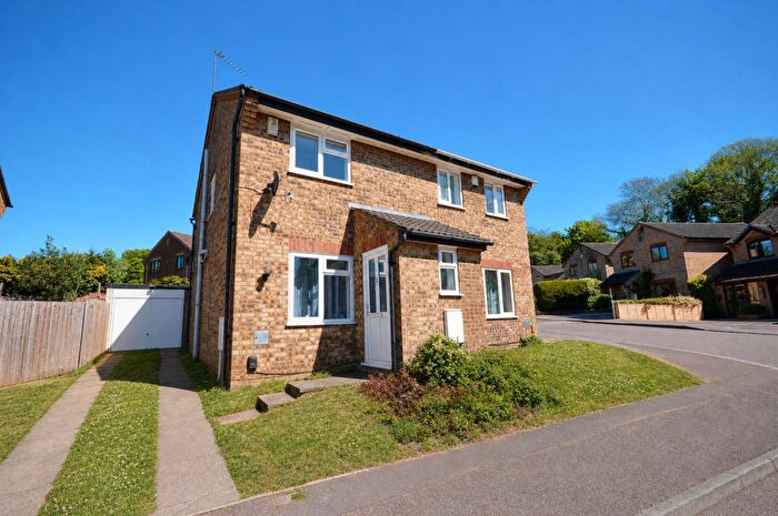 2 Bedroom House To Rent In Ixworth Close, Northampton, NN3