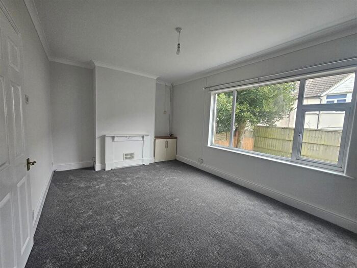1 Bedroom House To Rent In Room, Seventh Avenue, Forest Town, Mansfield, NG19